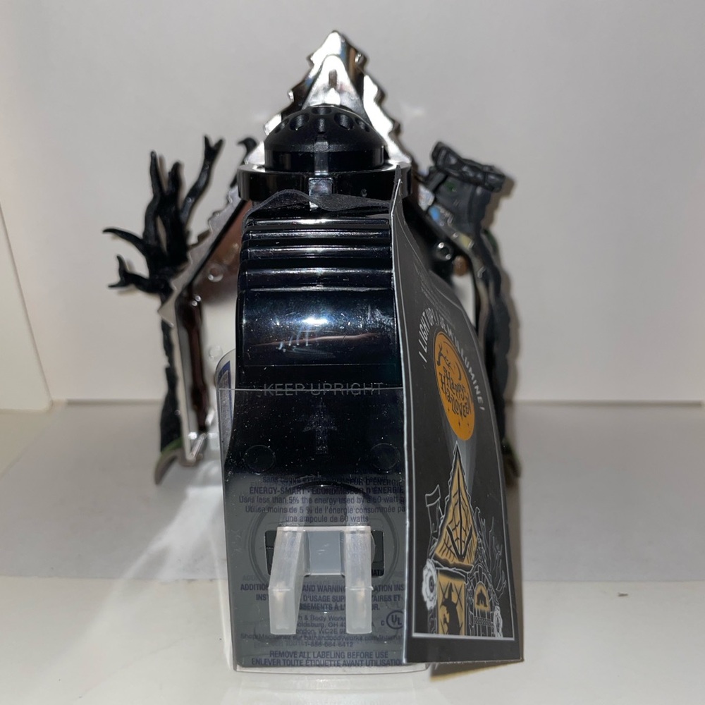 Bath & Body Works Haunted House Halloween Wallflower Plug Discontinued New - Picture 5 of 11